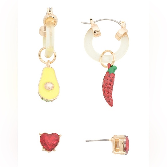 Betsey Johnson Avocado and Chili Pepper & Hearts Mismatch Dangling Earrings NWT - Picture 2 of 4